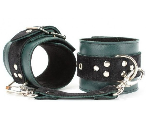 Изумрудные оковы Emerald Shackles