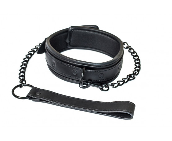 Черный ошейник с поводком Kinky