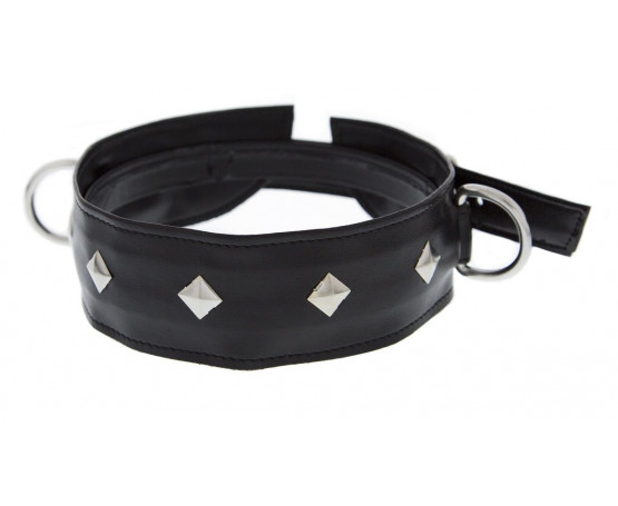 Полиуретановый ошейник с пуклями и D-кольцами Collar with Studs
